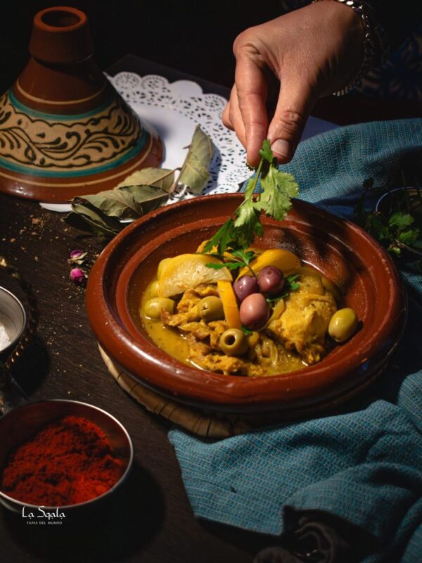Chicken tagine with olives and saffron